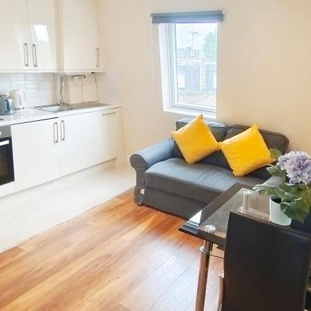 Tulip 5 Top Floor At Hammersmith لندن المظهر الخارجي الصورة